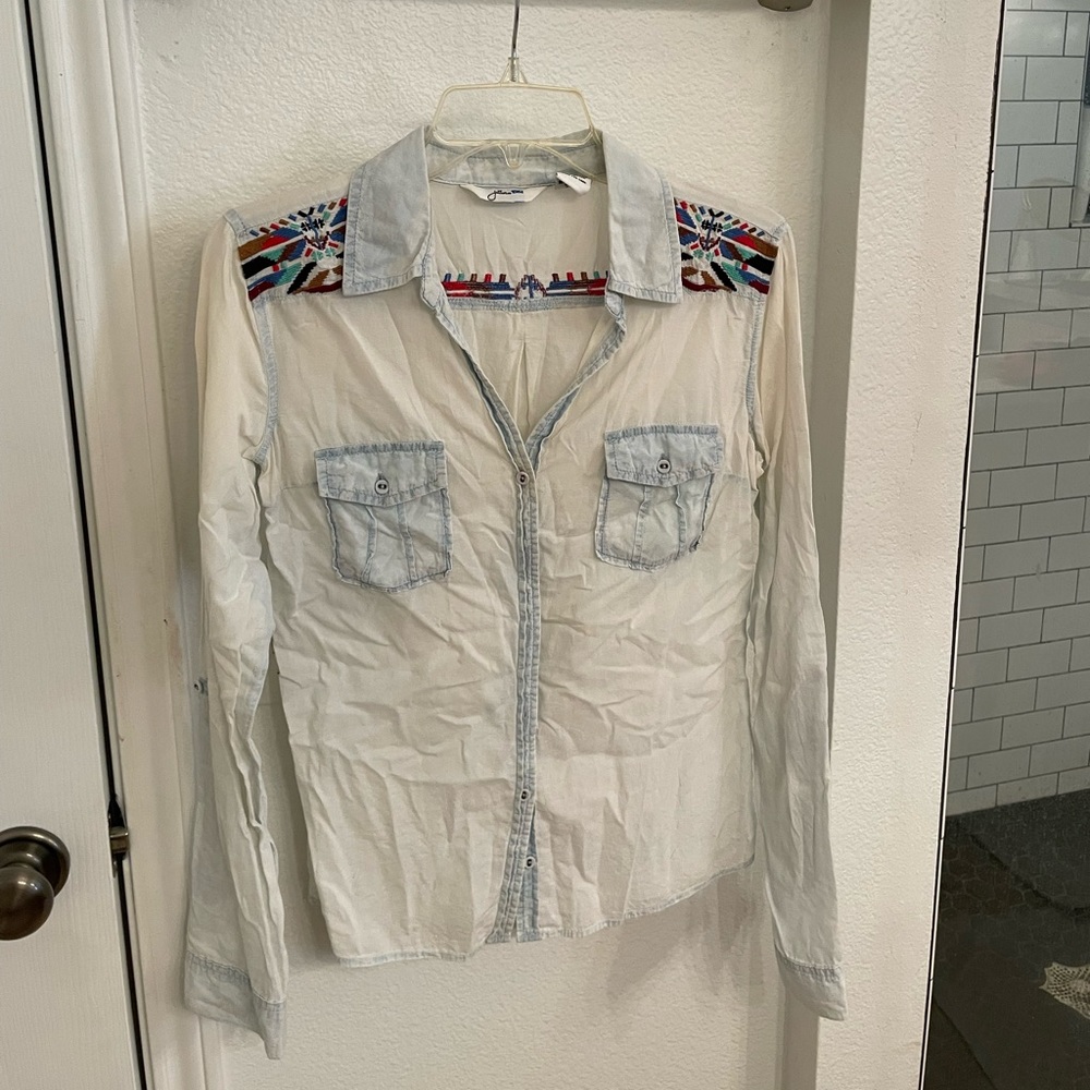 Vintage blouse. Size small.